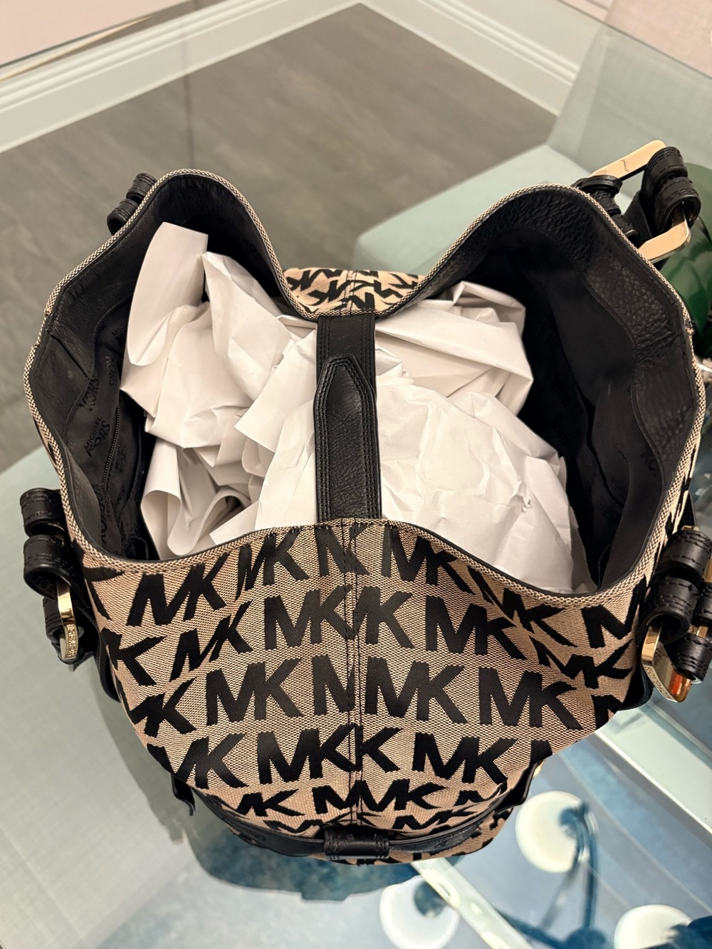 Michael Kors Black & Brown MK Logo Shoulder Bag & Matching Wallet - Picture 4 of 17